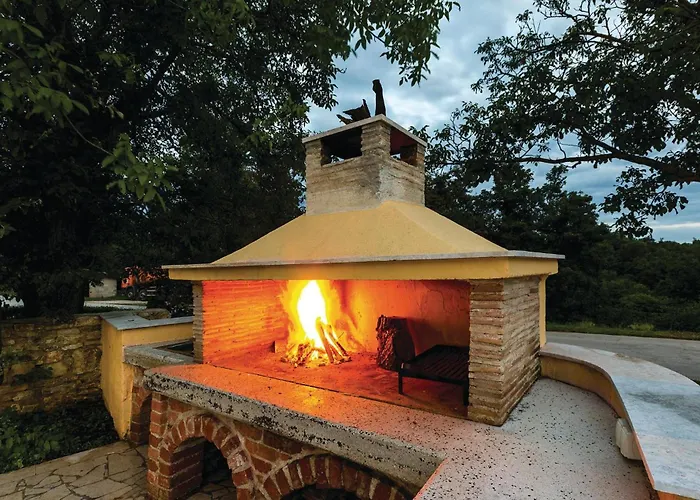 With A Fireplace 09 * Kringa