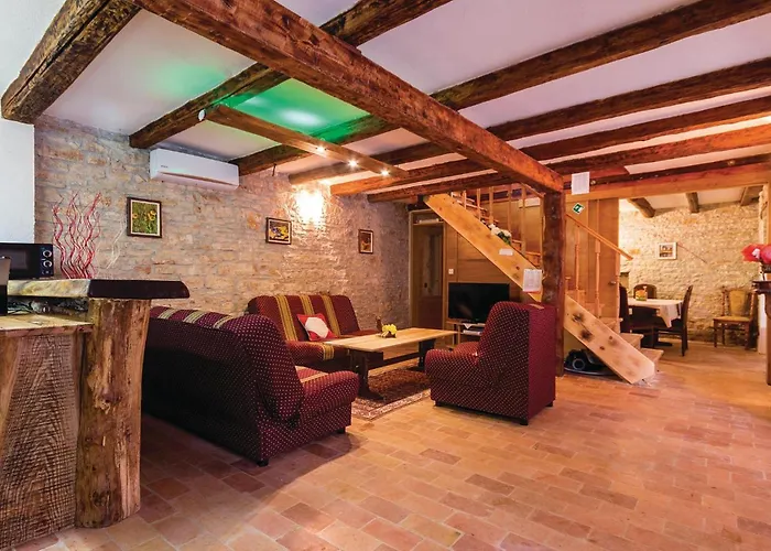 With A Fireplace 09 Vikendica Kringa